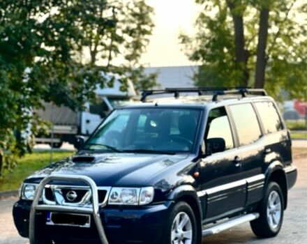 Черный Ниссан Террано, объемом двигателя 0 л и пробегом 300 тыс. км за 3399 $, фото 1 на Automoto.ua