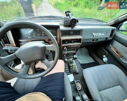Черный Ниссан Террано, объемом двигателя 0 л и пробегом 140 тыс. км за 4200 $, фото 1 на Automoto.ua