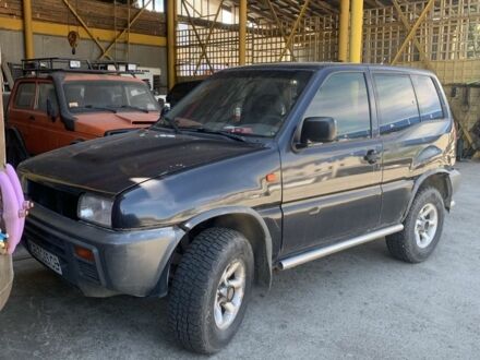 Ниссан Террано 1995 в Черновцах на Automoto.ua Черный Ниссан Террано, объемом двигателя 2.7 л и пробегом 255 тыс. км за 3300 $, фото 1 на Automoto.ua