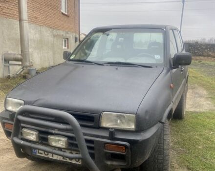 Чорний Ніссан Террано, об'ємом двигуна 2.7 л та пробігом 200 тис. км за 2500 $, фото 1 на Automoto.ua