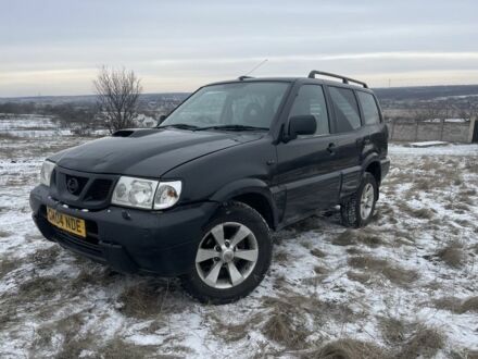 Чорний Ніссан Террано, об'ємом двигуна 3 л та пробігом 300 тис. км за 2100 $, фото 1 на Automoto.ua