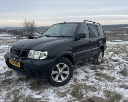 Черный Ниссан Террано, объемом двигателя 3 л и пробегом 300 тыс. км за 2100 $, фото 1 на Automoto.ua