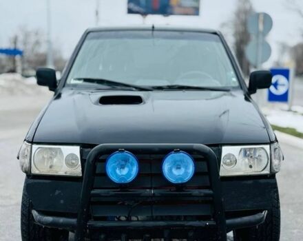 Черный Ниссан Террано, объемом двигателя 3 л и пробегом 345 тыс. км за 3000 $, фото 1 на Automoto.ua