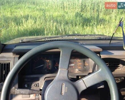 Червоний Ніссан Террано, об'ємом двигуна 2.4 л та пробігом 272 тис. км за 4900 $, фото 6 на Automoto.ua