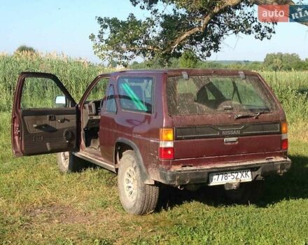 Червоний Ніссан Террано, об'ємом двигуна 2.4 л та пробігом 272 тис. км за 4900 $, фото 2 на Automoto.ua