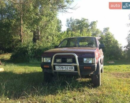 Красный Ниссан Террано, объемом двигателя 2.4 л и пробегом 272 тыс. км за 4900 $, фото 1 на Automoto.ua