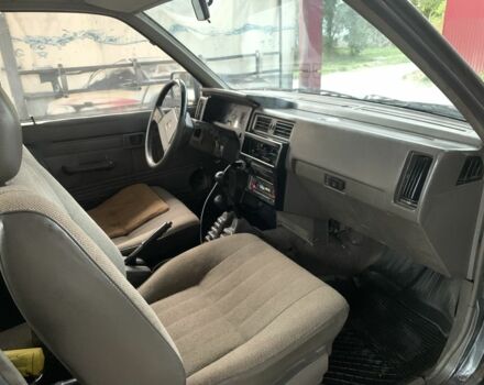 Серый Ниссан Террано, объемом двигателя 2.5 л и пробегом 187 тыс. км за 3300 $, фото 5 на Automoto.ua