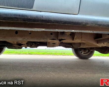 Сірий Ніссан Террано, об'ємом двигуна 2.7 л та пробігом 463 тис. км за 5600 $, фото 12 на Automoto.ua