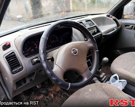 Сірий Ніссан Террано, об'ємом двигуна 2.7 л та пробігом 300 тис. км за 3000 $, фото 4 на Automoto.ua