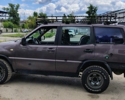 Серый Ниссан Террано, объемом двигателя 2.4 л и пробегом 400 тыс. км за 1892 $, фото 5 на Automoto.ua