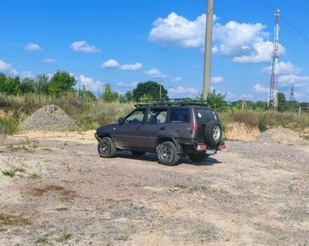 Серый Ниссан Террано, объемом двигателя 2.4 л и пробегом 400 тыс. км за 1892 $, фото 2 на Automoto.ua