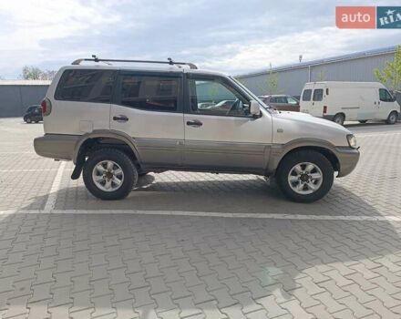 Серый Ниссан Террано, объемом двигателя 2.7 л и пробегом 300 тыс. км за 6800 $, фото 6 на Automoto.ua
