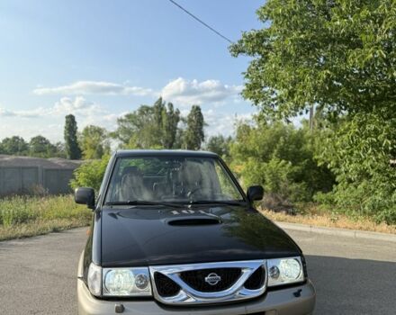 Серый Ниссан Террано, объемом двигателя 2.7 л и пробегом 300 тыс. км за 2400 $, фото 1 на Automoto.ua