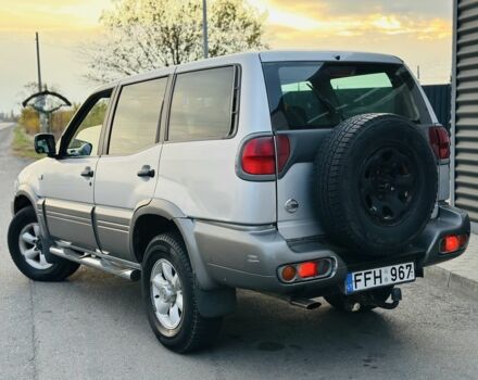 Серый Ниссан Террано, объемом двигателя 2.7 л и пробегом 300 тыс. км за 3450 $, фото 5 на Automoto.ua