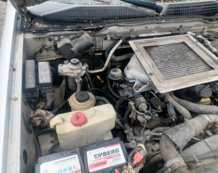 Сірий Ніссан Террано, об'ємом двигуна 2.7 л та пробігом 280 тис. км за 3750 $, фото 4 на Automoto.ua