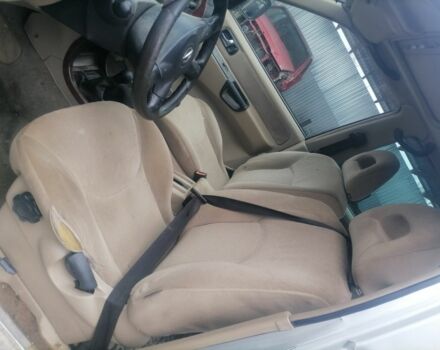 Сірий Ніссан Террано, об'ємом двигуна 2.7 л та пробігом 280 тис. км за 3750 $, фото 2 на Automoto.ua