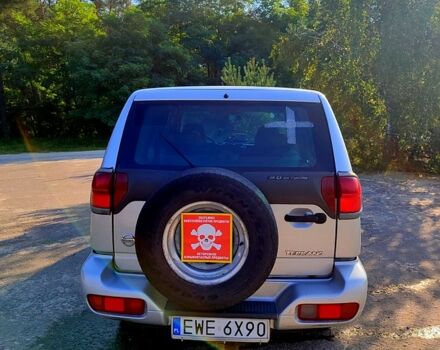 Серый Ниссан Террано, объемом двигателя 3 л и пробегом 243 тыс. км за 5500 $, фото 2 на Automoto.ua