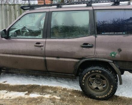 Сірий Ніссан Террано, об'ємом двигуна 2.4 л та пробігом 400 тис. км за 1892 $, фото 1 на Automoto.ua