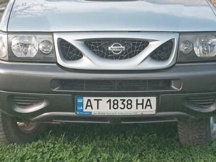 Ніссан Террано 2001 у Верховине на Automoto.ua Сірий Ніссан Террано, об'ємом двигуна 2.66 л та пробігом 300 тис. км за 8500 $, фото 1 на Automoto.ua