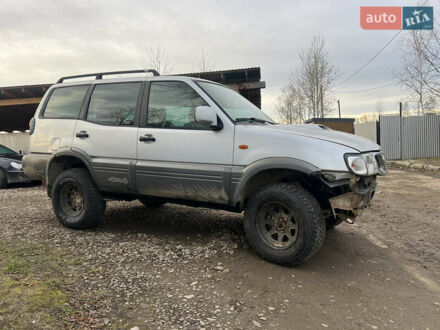 Сірий Ніссан Террано, об'ємом двигуна 2.66 л та пробігом 365 тис. км за 3250 $, фото 1 на Automoto.ua