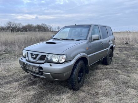 Ниссан Террано 2003 в Доброполье на Automoto.ua Серый Ниссан Террано, объемом двигателя 2.7 л и пробегом 3 тыс. км за 3200 $, фото 1 на Automoto.ua