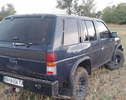 Синий Ниссан Террано, объемом двигателя 2.37 л и пробегом 360 тыс. км за 4500 $, фото 6 на Automoto.ua