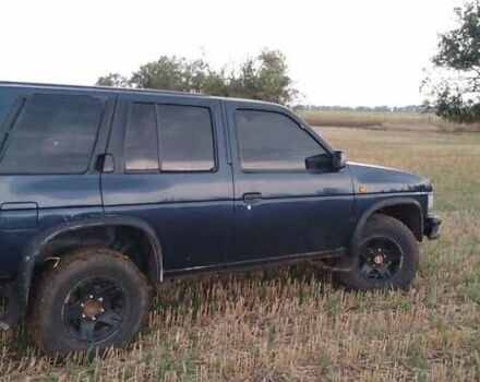 Синий Ниссан Террано, объемом двигателя 2.37 л и пробегом 360 тыс. км за 4500 $, фото 7 на Automoto.ua