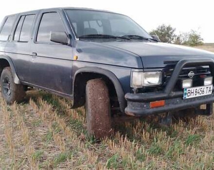 Синий Ниссан Террано, объемом двигателя 2.37 л и пробегом 360 тыс. км за 4500 $, фото 2 на Automoto.ua