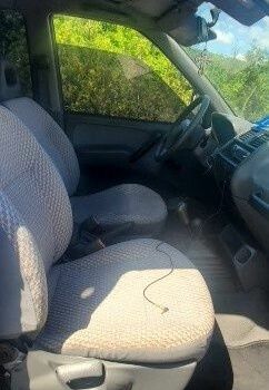 Синій Ніссан Террано, об'ємом двигуна 2.4 л та пробігом 200 тис. км за 4850 $, фото 4 на Automoto.ua