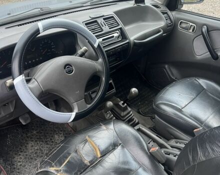 Синій Ніссан Террано, об'ємом двигуна 2.7 л та пробігом 299 тис. км за 2999 $, фото 6 на Automoto.ua