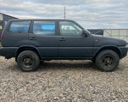 Синій Ніссан Террано, об'ємом двигуна 2.7 л та пробігом 299 тис. км за 2999 $, фото 3 на Automoto.ua