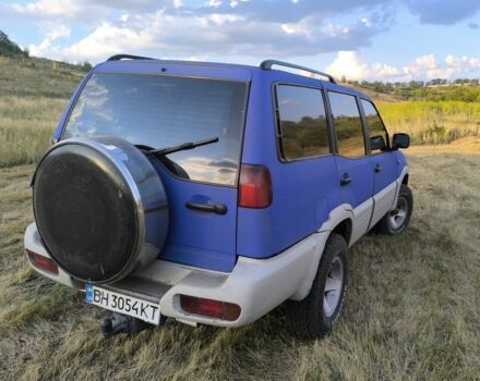 Синий Ниссан Террано, объемом двигателя 2.7 л и пробегом 370 тыс. км за 7600 $, фото 3 на Automoto.ua