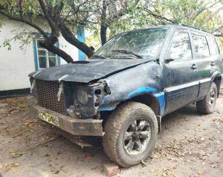 Синій Ніссан Террано, об'ємом двигуна 2.4 л та пробігом 250 тис. км за 834 $, фото 4 на Automoto.ua