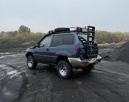 Синий Ниссан Террано, объемом двигателя 2.7 л и пробегом 200 тыс. км за 2350 $, фото 7 на Automoto.ua