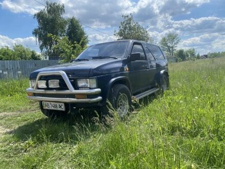 Ніссан Террано 1991 у Гниване на Automoto.ua Синій Ніссан Террано, об'ємом двигуна 2.4 л та пробігом 320 тис. км за 3700 $, фото 1 на Automoto.ua