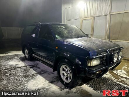 Ниссан Террано 1993 в Золочеве на Automoto.ua Синий Ниссан Террано, объемом двигателя 2.7 л и пробегом 200 тыс. км за 3999 $, фото 1 на Automoto.ua
