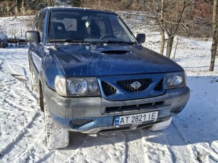 Синий Ниссан Террано, объемом двигателя 2.7 л и пробегом 220 тыс. км за 5950 $, фото 1 на Automoto.ua