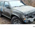 Зелений Ніссан Террано, об'ємом двигуна 3 л та пробігом 239 тис. км за 2000 $, фото 4 на Automoto.ua