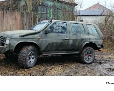 Зелений Ніссан Террано, об'ємом двигуна 3 л та пробігом 239 тис. км за 2000 $, фото 5 на Automoto.ua