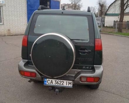 Зелений Ніссан Террано, об'ємом двигуна 2.4 л та пробігом 250 тис. км за 6500 $, фото 2 на Automoto.ua