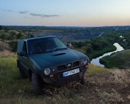 Зелений Ніссан Террано, об'ємом двигуна 2.7 л та пробігом 325 тис. км за 3000 $, фото 1 на Automoto.ua