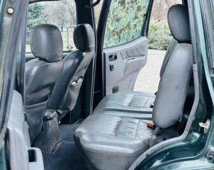 Зеленый Ниссан Террано, объемом двигателя 2.7 л и пробегом 270 тыс. км за 3100 $, фото 13 на Automoto.ua