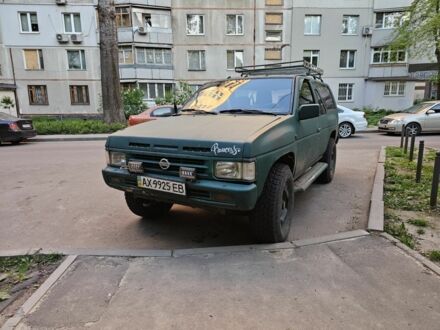 Ніссан Террано 1993 у Харкові на Automoto.ua Зелений Ніссан Террано, об'ємом двигуна 0.24 л та пробігом 400 тис. км за 3000 $, фото 1 на Automoto.ua
