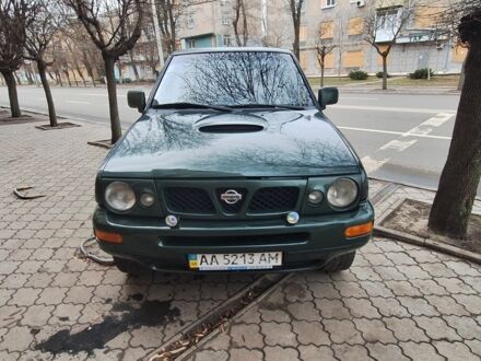 Ниссан Террано 1997 в Краматорске на Automoto.ua Зеленый Ниссан Террано, объемом двигателя 2.4 л и пробегом 282 тыс. км за 4700 $, фото 1 на Automoto.ua