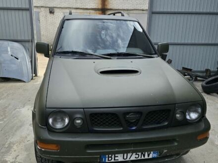 Ниссан Террано 1999 в Киеве на Automoto.ua Зеленый Ниссан Террано, объемом двигателя 2.7 л и пробегом 248 тыс. км за 6600 $, фото 1 на Automoto.ua