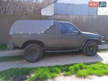 Зелений Ніссан Террано, об'ємом двигуна 0 л та пробігом 300 тис. км за 4000 $, фото 1 на Automoto.ua