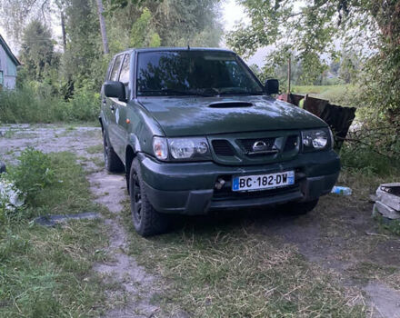 Зелений Ніссан Террано, об'ємом двигуна 2.7 л та пробігом 270 тис. км за 2500 $, фото 1 на Automoto.ua