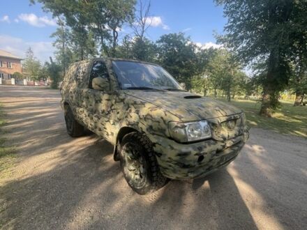 Ніссан Террано 2005 у Кривому Розі на Automoto.ua Зелений Ніссан Террано, об'ємом двигуна 2.8 л та пробігом 285 тис. км за 1650 $, фото 1 на Automoto.ua