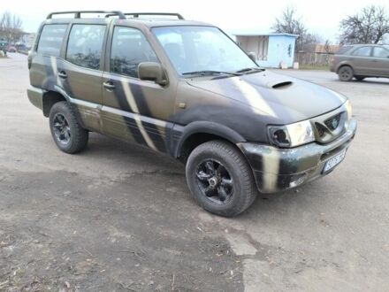 Зелений Ніссан Террано, об'ємом двигуна 2.7 л та пробігом 200 тис. км за 2850 $, фото 1 на Automoto.ua