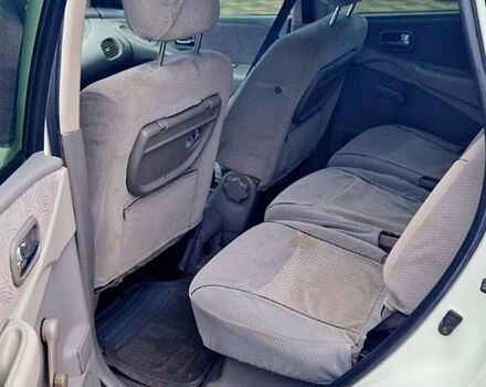 Ниссан Тино, объемом двигателя 22 л и пробегом 285 тыс. км за 3100 $, фото 7 на Automoto.ua